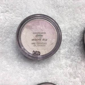 BareMinerals glimmer eye shadow in skinny dip